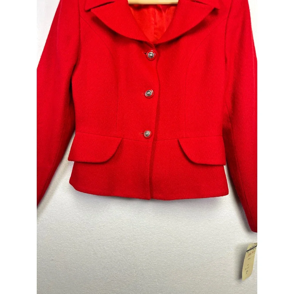 Ice Cube elegant red